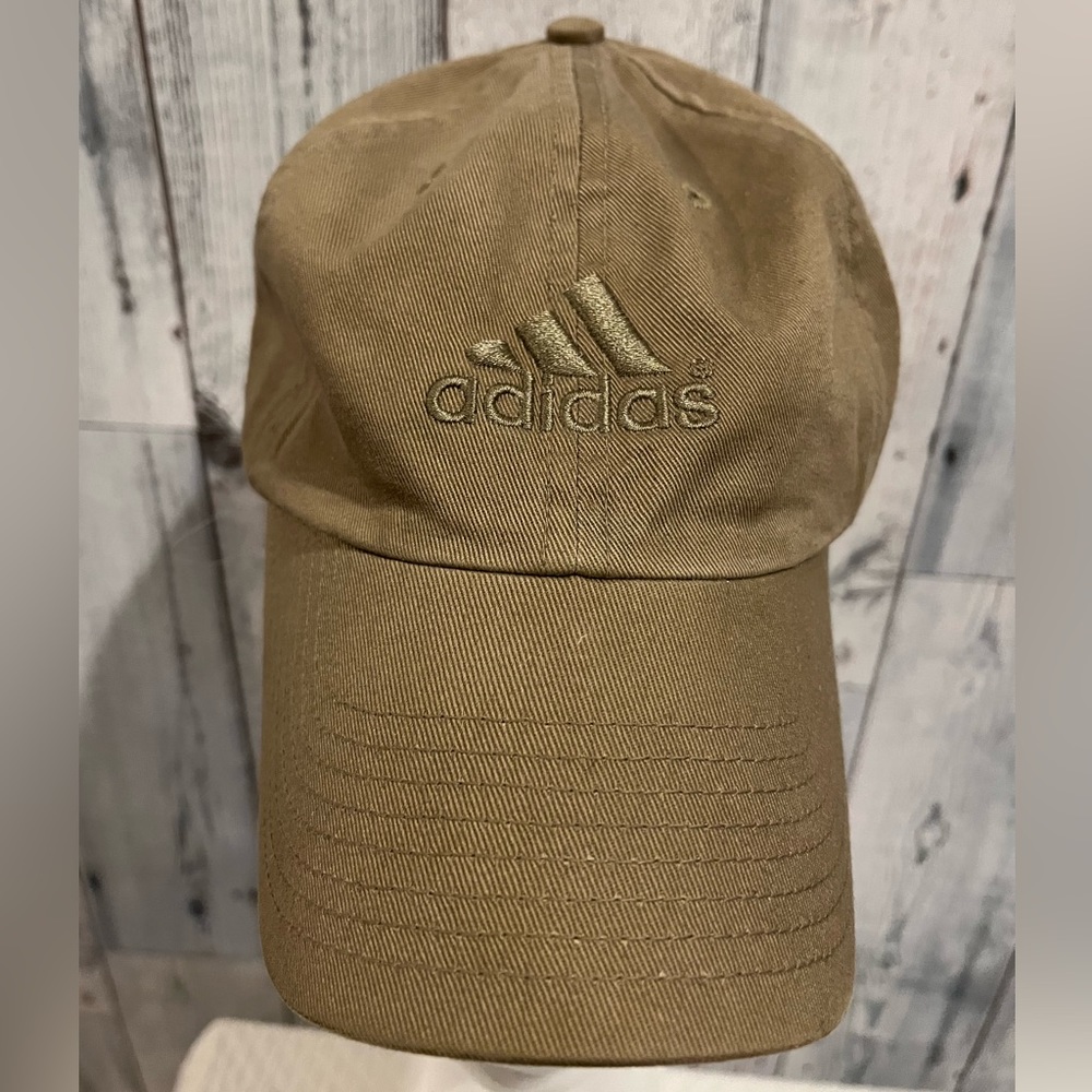 Men’s Adidas’s baseball hat